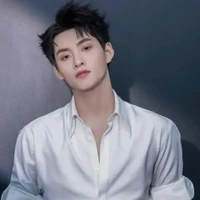 hùng huỳnh