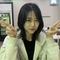 Kim si eun