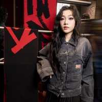 Linh Chi - Chi Xê -