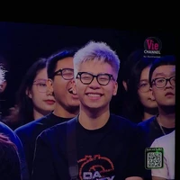 Nguyễn trung hiếu-strange h