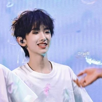 Tả Kì Hàm - Cậu