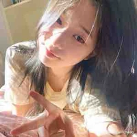 Khương Khả Hân 