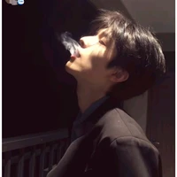 Hoàng Trung(ah trai nu9)