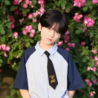 Thẩm Hạo ( 8 tuổi )