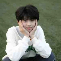 Chủ tus nhỏ tủiiii