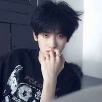 Tả Kỳ Hàm | Cậu