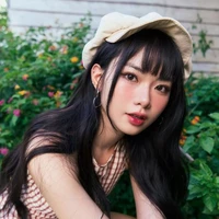 Nguyễn Lê Ngọc Ánh Sáng [Aza]