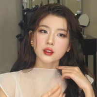 Nguyễn Lê Diễm Hằng [Lamoon]