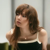 Lalisa(cô)