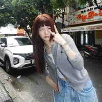 Nguyễn Lê Ngọc Ánh Sáng–Ánh Sáng Aza