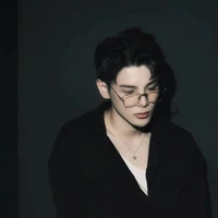 Thái Ngân - Ba anh