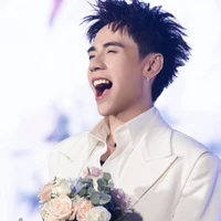 Quang Hùng