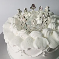 nv quần chúng ăn dưa hoặc đớp mì