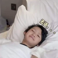 Con này bị khùm:))