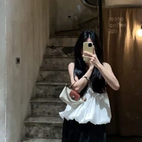 Helen(bạn thân Y/N)
