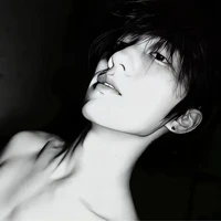 Thạch Nhật Hoàng ( bff nam9)