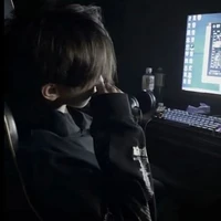 Thẩm Gia Luân ( bff nam 9)