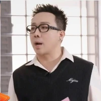 thầy giáo Thành (chủ nhiệm lớp Em Xinh)