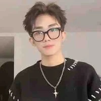 HOÀNG LÊ BẢO MINH