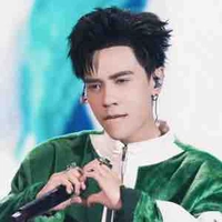 Q.hùng