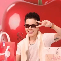 Huỳnh Nữ Thủy Tiên/Tiên Tiên