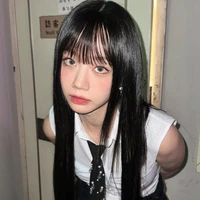 Lee Hyeri (cô)