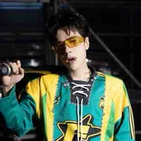 tg là Shinny