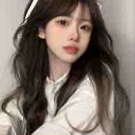 Dương Khánh Linh-bạn mai