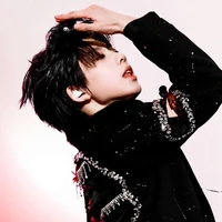 Trần Dịch Hằng(cậu)