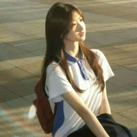 Hứa Tịnh Lam - nàng