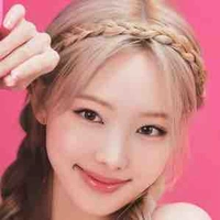 NAYEON