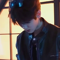 Tả Kỳ Hàm "hắn"