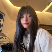 Aza-Nguyễn Lê Ngọc Ánh sáng