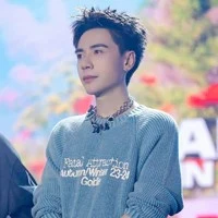 Hùng (18t)