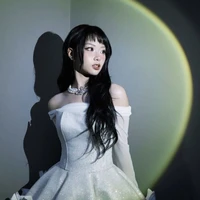 Nguyễn Lê Ngọc Ánh Sáng *Ánh Sáng Aza*