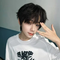 Vương Lỗ Kiệt(@namthanmatlanh)