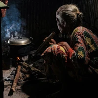 Dì Hoa