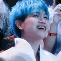 All top( trừ ai thì trừ)