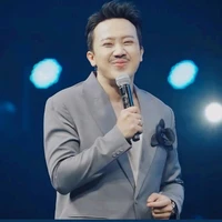 Trấn Thành ( thầy hiệu trưởng (