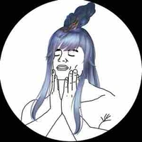 Yue bán fans