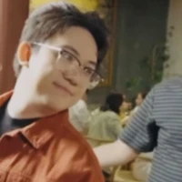 Hồng Tú