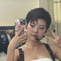 Nguyễn Diệu Huyền(Pháo)-cô