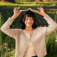 Nguyễn Lê Ngọc Ánh Sáng - Aza