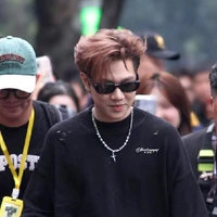 Hoàng Đức Duy(bông)