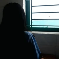 con tác giả chưa 18