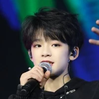 Uông Tuấn Hy