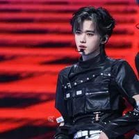 Tống Á Hiên