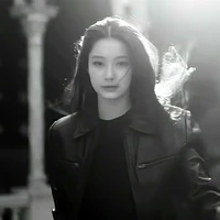 Namtan tipnaree ( bạn cô )