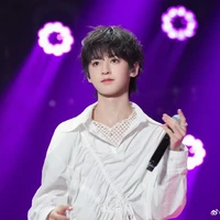 Dương Hàm Bác