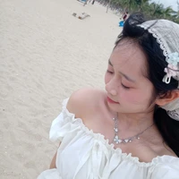 mean girl và những đứa con thơ của cổ